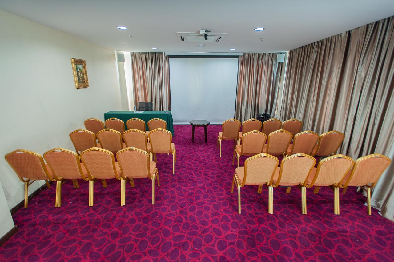 Kemena Hotel Bintulu Exterior photo