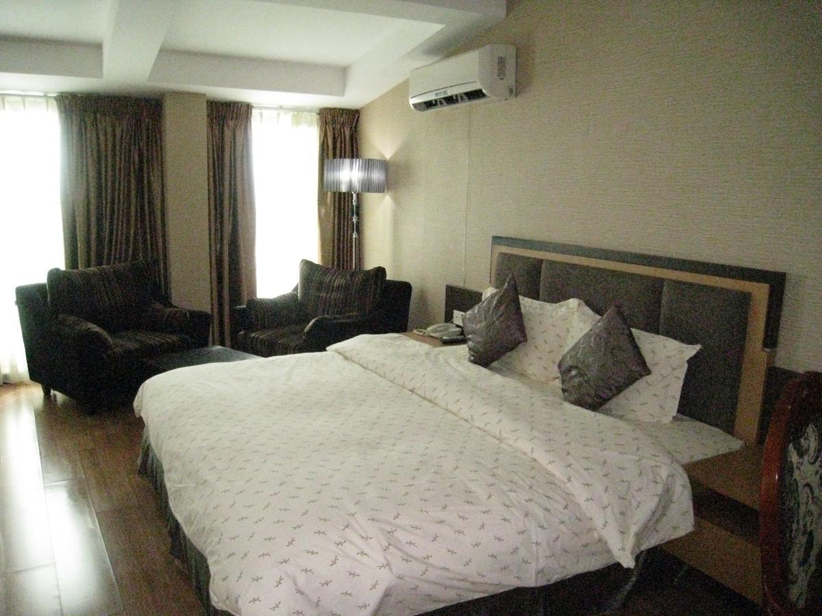 Kemena Hotel Bintulu Exterior photo